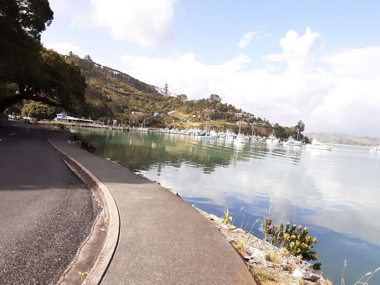 Hotel Madhuban - Waterfront In Whangaroa