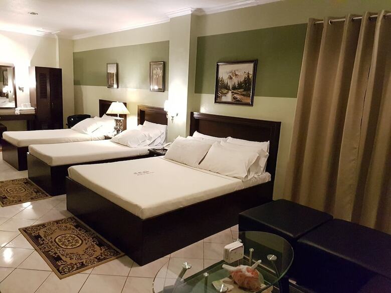 Rolet Hotel