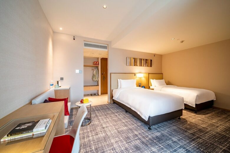 Xence Hotel