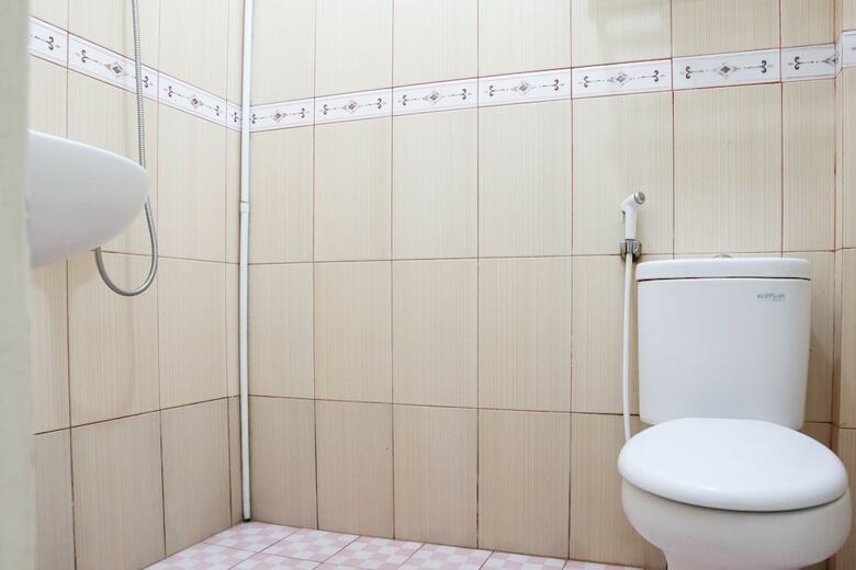 Hostal Oyo 2202 Delima Guest House Syariah