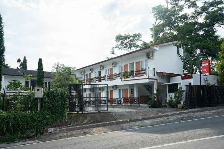 Hotel Oyo 2189 Rossan Villa 3 Kazanan
