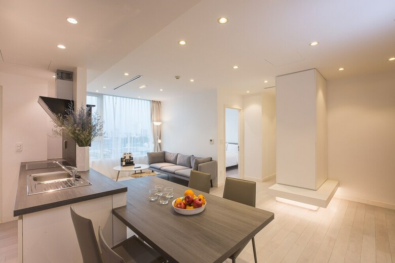 Apartamentos M Suites By S Home