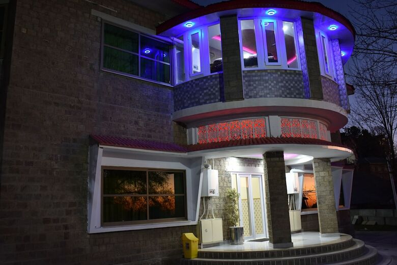Dream Land Hotel