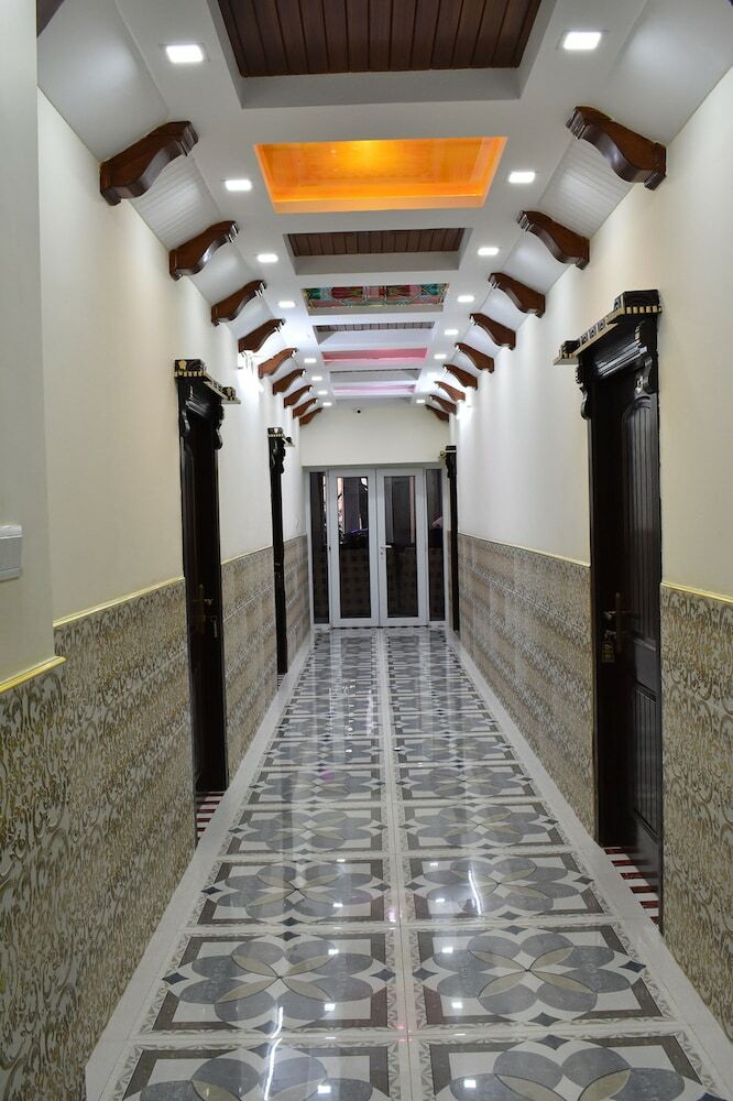 Dream Land Hotel