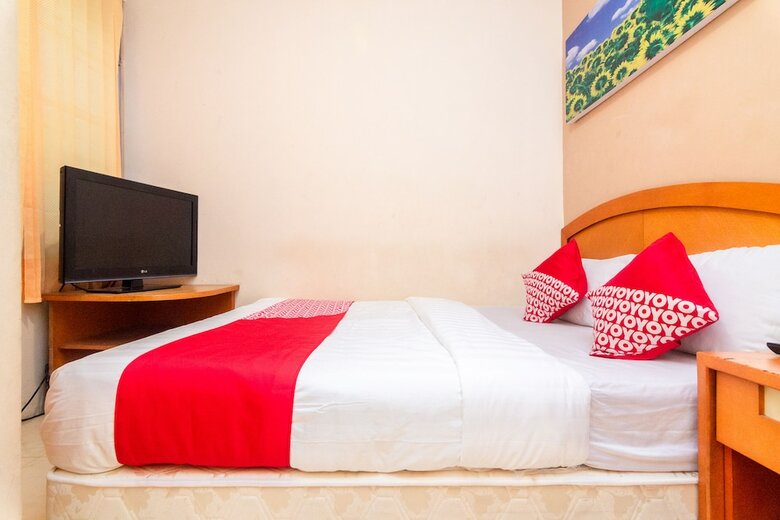 Oyo 1671 D-one Hotel