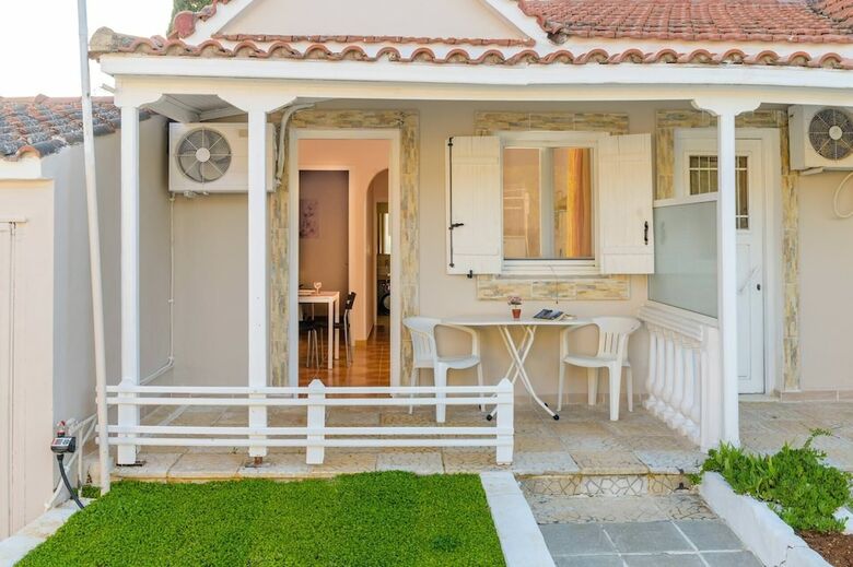 Apartamentos Zoumpouli Village