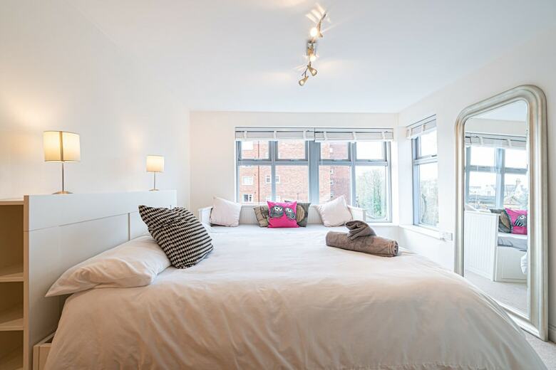 Executive Apartment Leamington Spa
