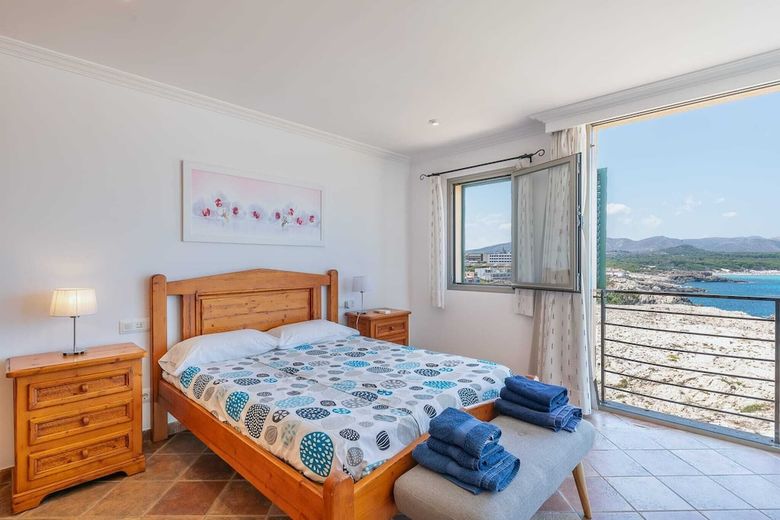Apartamentos Cala Agulla