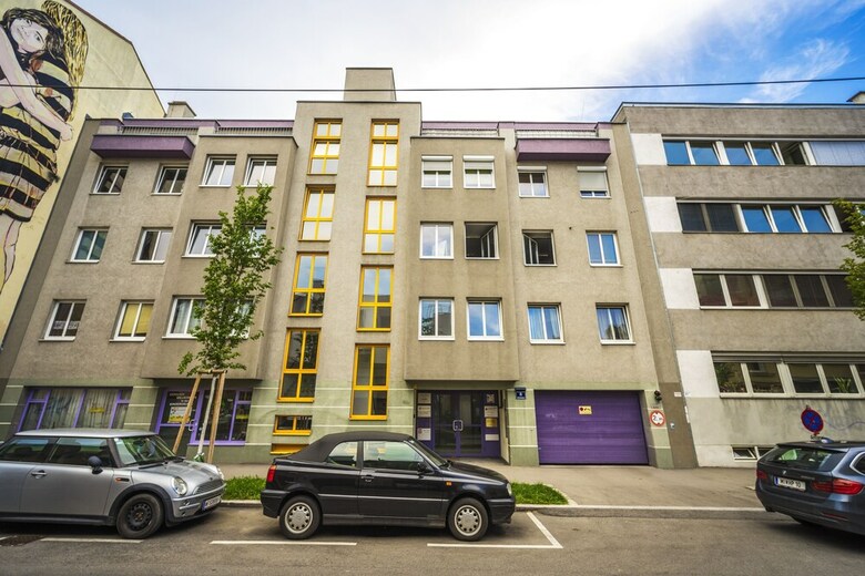 Apartamentos 10 Min Downtown 49sqm-parking-metro 100m