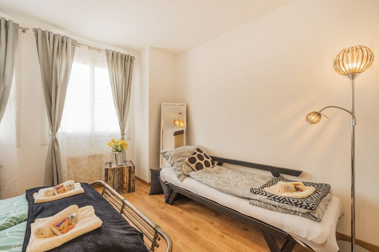 Apartamentos 10 Min Downtown 49sqm-parking-metro 100m