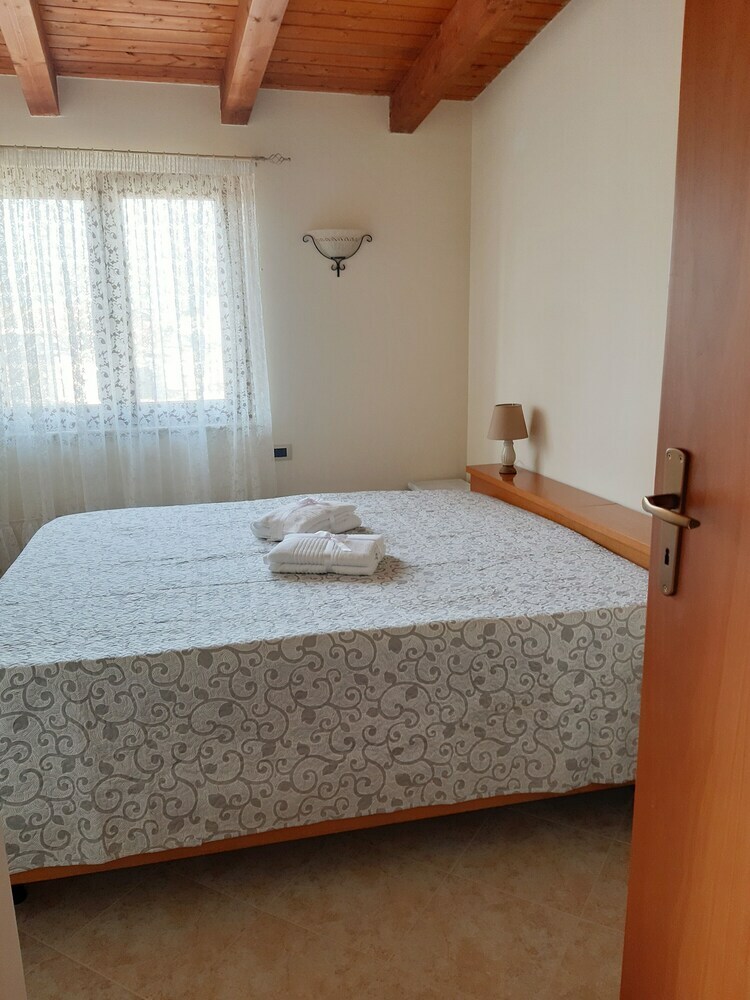 Sunshine Apartments