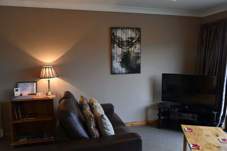 Modern 2 Bed Bungalow