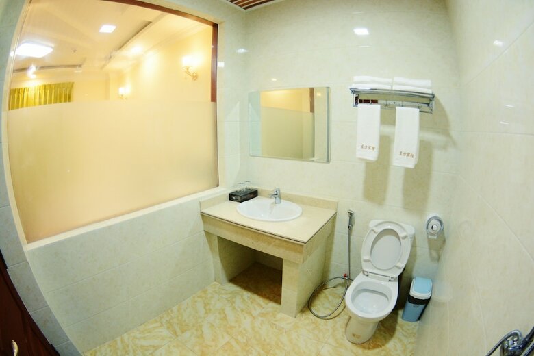 Shwe Hin Thar Hotel