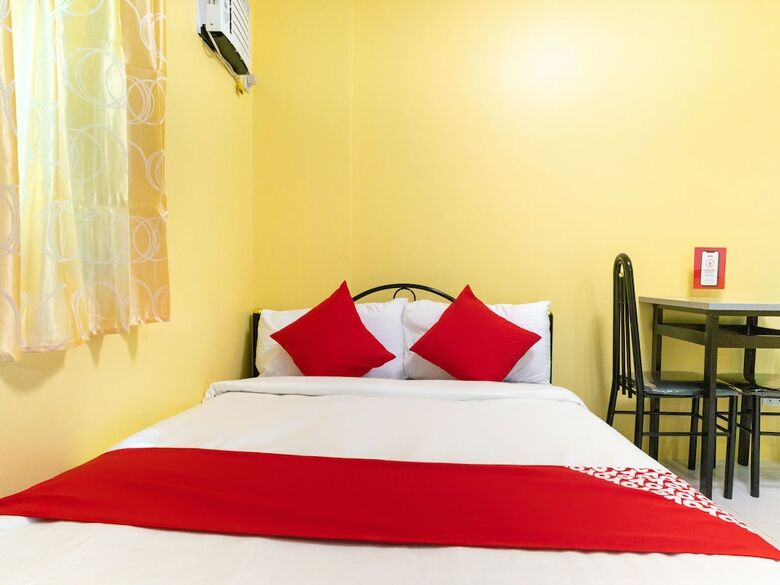 Hotel Yellow Pad