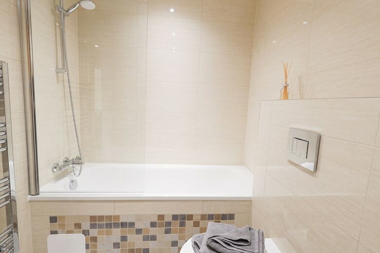 Stunning 3-bed Apartment