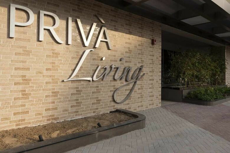 Lovely 1br Apartment @ Priv� Living, Arjan