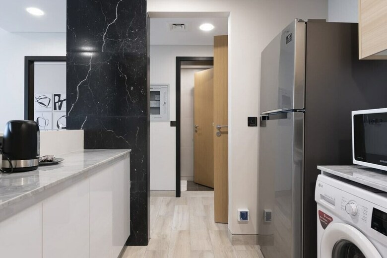 Lovely 1br Apartment @ Priv� Living, Arjan