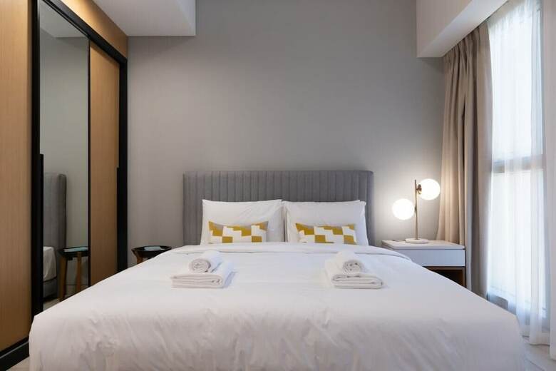 Homely 1br Apartment @ Priv� Living, Arjan