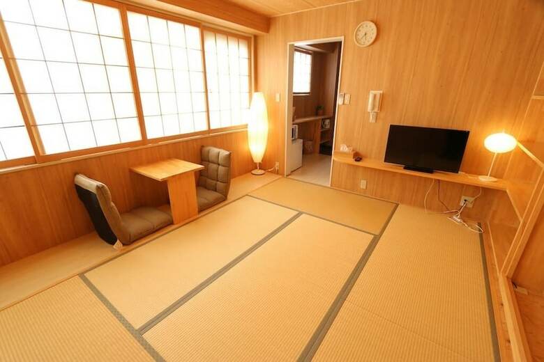 Sakuragawa No Kinkaku Apartment