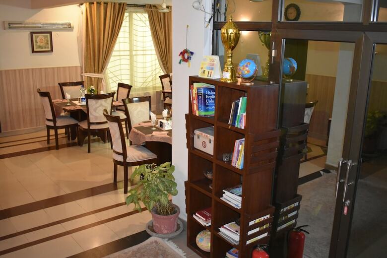 Hotel Savoy Inn