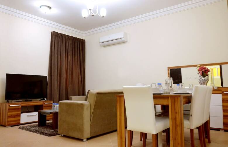 Aparthotel Emerald Suites