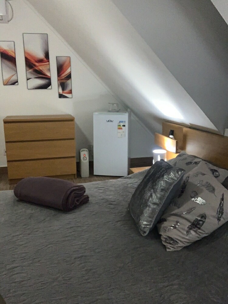 Airport16 B&B
