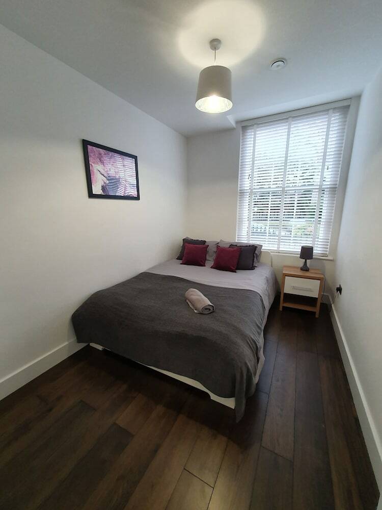 Modern Spacious Executive Apartment