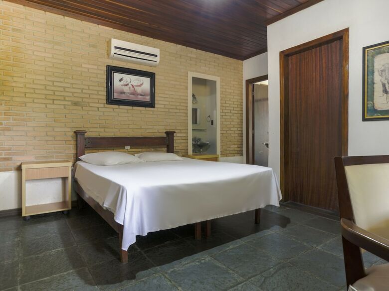 Old West Park Hotel