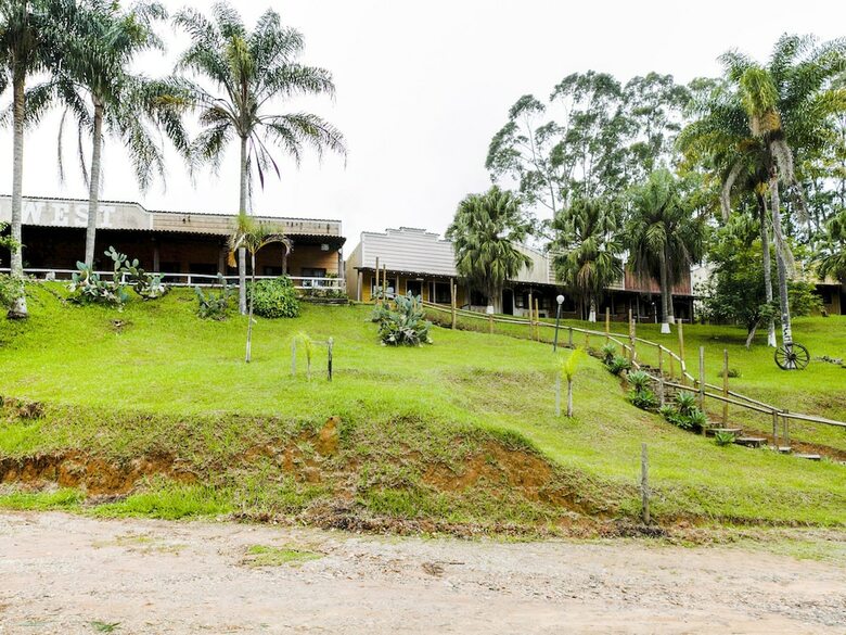 Old West Park Hotel