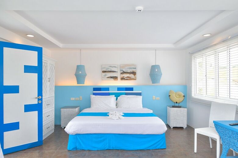 Hotel One Azul