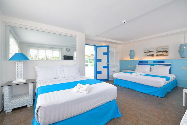Hotel One Azul
