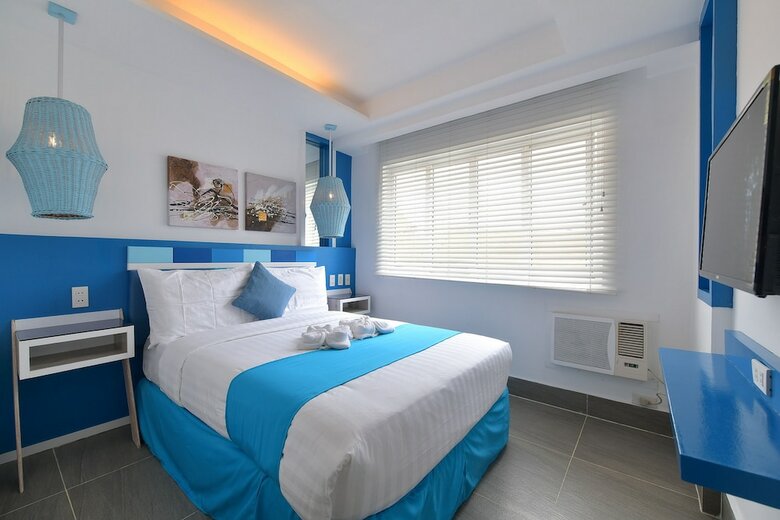 Hotel One Azul