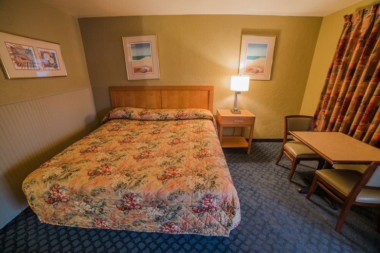 Motel Deluxe Inn