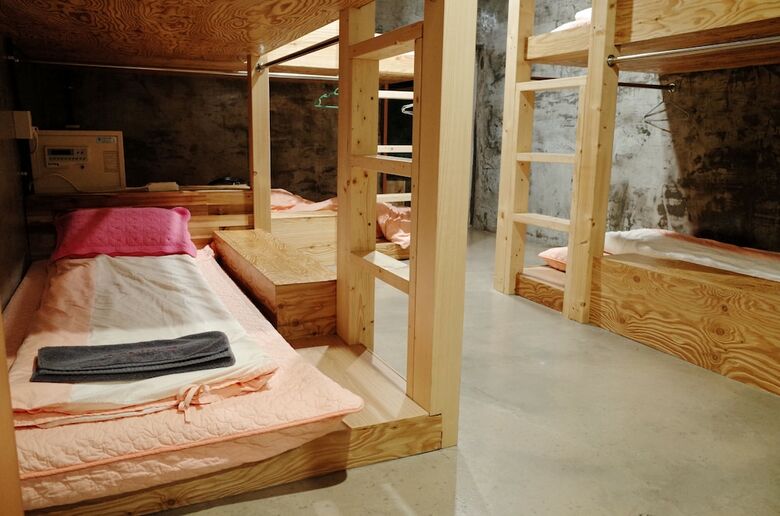 Hotel Guesthouse H