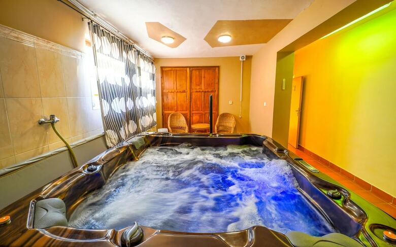 Hotel Euf�ria