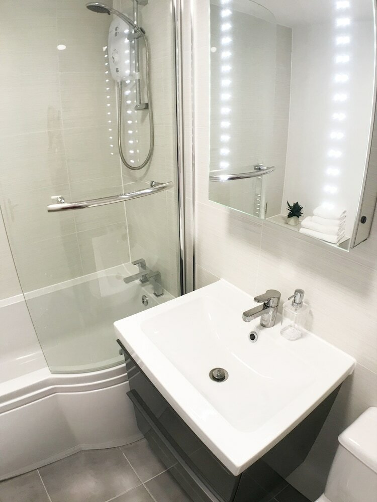 Luxury One Bedroom Apartment Aldershot