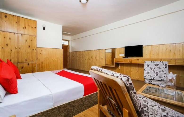 Hotel Abu Palace
