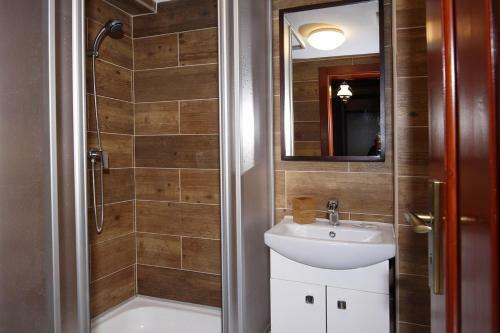 Hostal Hotel Kuria