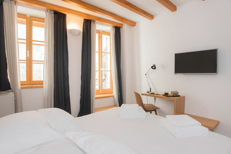 Rooms Kala