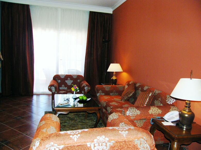Apartamento Dome Marina Hotel & Resort
