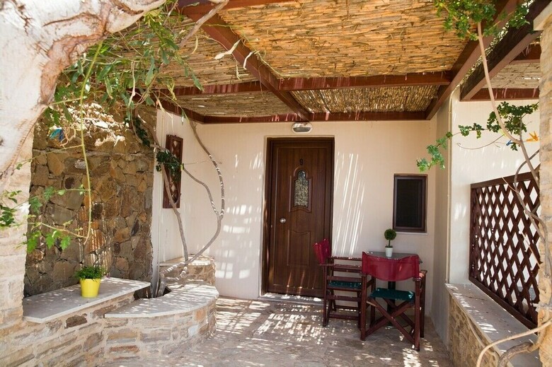 Aparthotel Kavos Melissa Studios