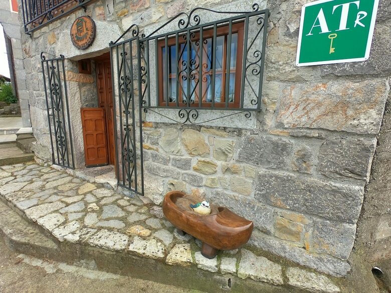 Apartamentos �eros de Seg�encu