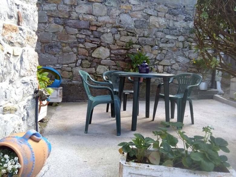 Apartamentos �eros de Seg�encu