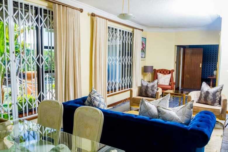 Hotel Pazuva Hillside