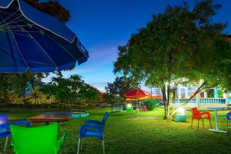 Hotel Falls Executive Guest House
