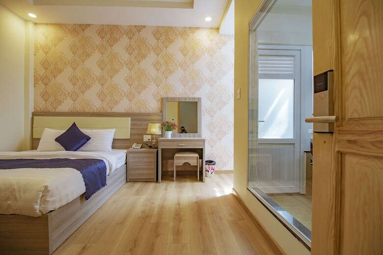 Khanh Uyen Hotel