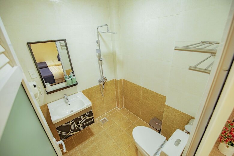 Khanh Uyen Hotel