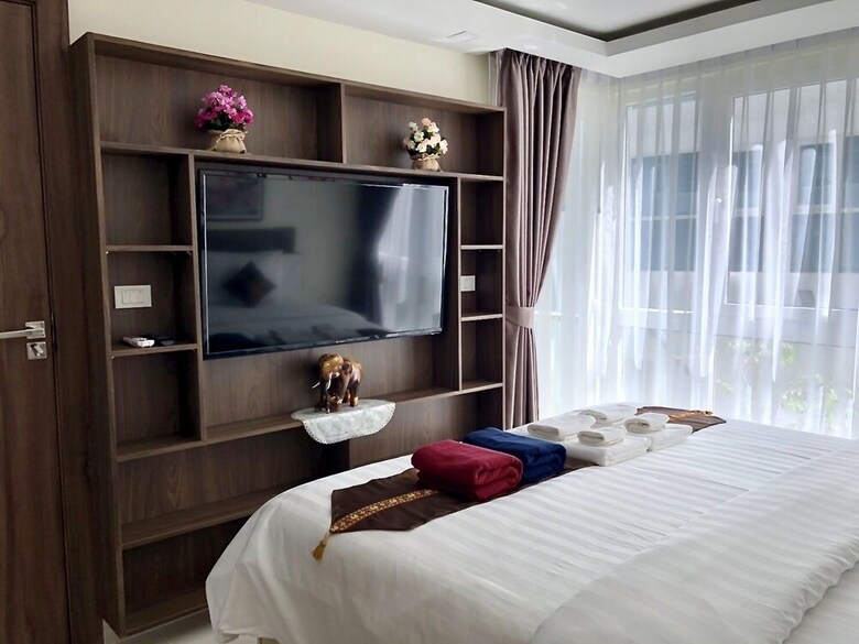 Luxury Apartments In Grand Avenue