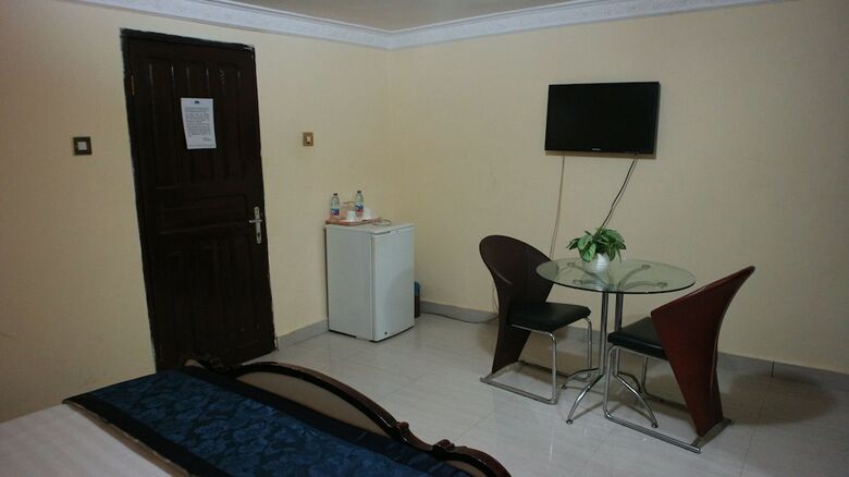 Krisview Hotel