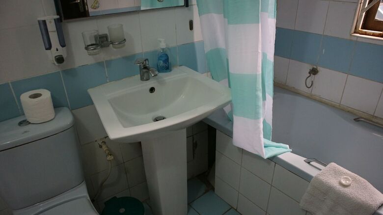 Krisview Hotel